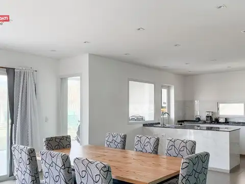 Casa en Venta en Pilar del Este - Santa Elena, USD 205.000