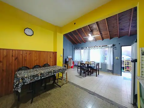 Casa 3 ambientes con 1 baño