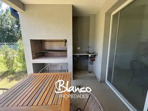Departamento 4 ambientes con 2 baños