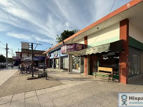 Local en alquiler con excelente ubicación en el centro de Del Viso, Pilar