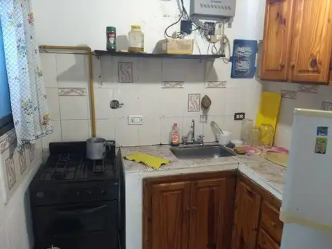 Hotel en Venta en Carpinteria, USD 400.000