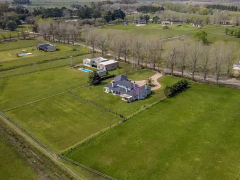 Casa en Venta en El Malacate, USD 429.000