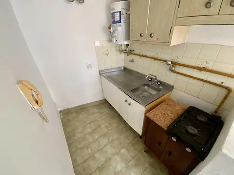 Departamento en Alquiler en República De La Sexta, $ 250.000