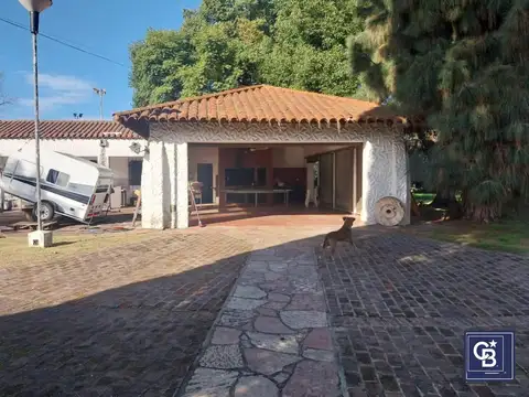 Venta de Lote 9.475 m² para Desarrollo Residencial UR1 en Pilar Centro