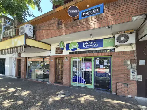 VENTA DE CASA MULTIFAMILIAR