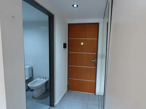 Departamento en Venta en Refinerías, USD 45.000
