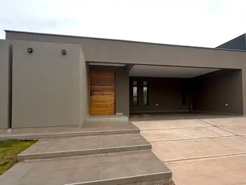 Casa a estrenar en Barrio Ciro de Vieytes. Maipú
