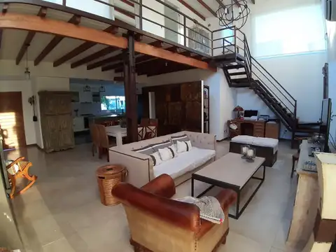 Casa en Venta en La Horqueta, USD 380.000