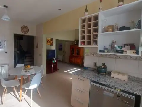 Casa en Venta en Rodeo del Medio, USD 248.000