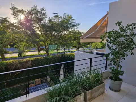 Departamento 4 ambientes con 3 baños