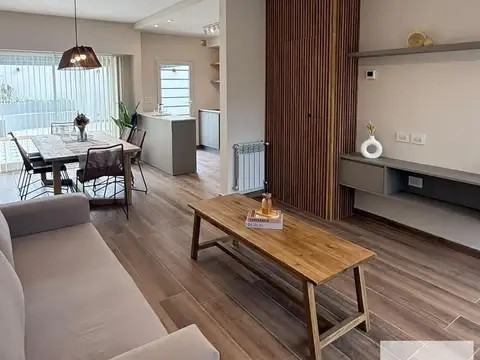 Depto Tipo Casa en Venta de 3 dormitorios