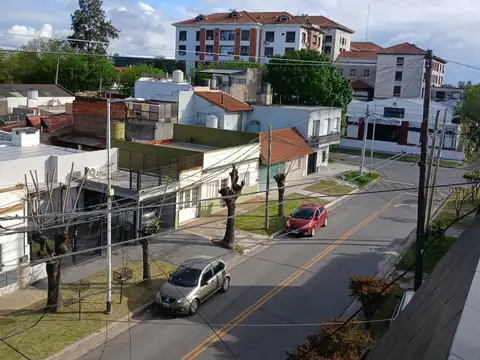 Depto Tipo Casa en Alquiler de 3 dormitorios