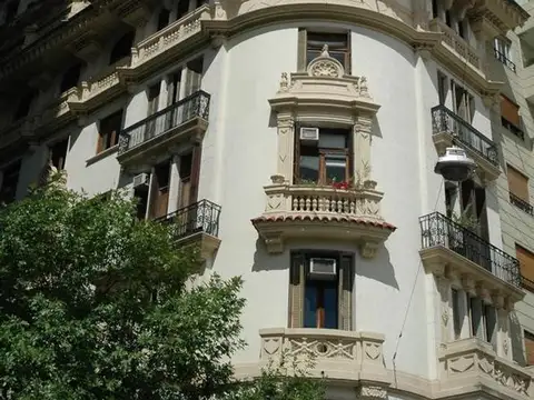 Elegantes Oficinas . Gran Prestigio. Palacio Bencich. consul