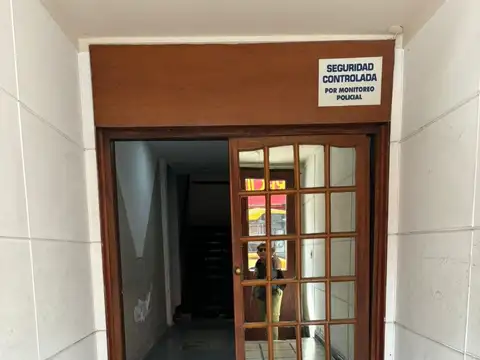 Departamento de 2 ambientes a una cuadra de la estacion de Quilmes