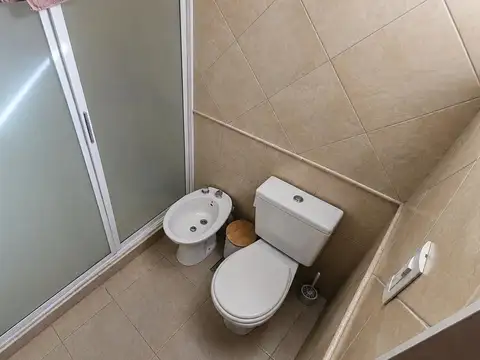 VENTA CASA 3 DORMITORIOS - FUNES