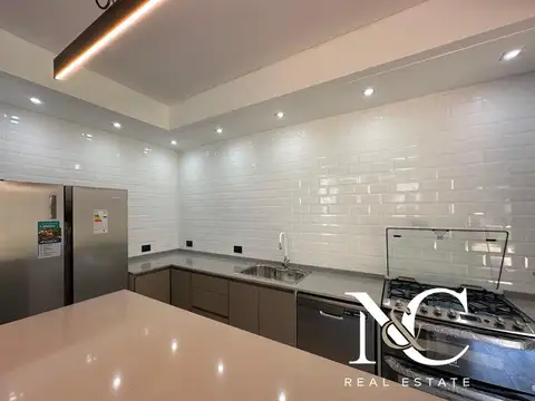 Casa en Venta al Este