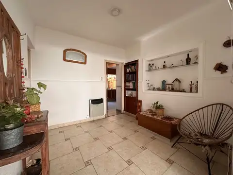 Casa 5 ambientes con 3 baños