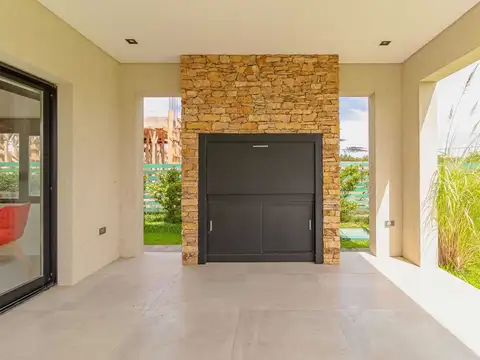 Casa 4 ambientes con 3 baños