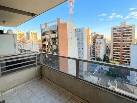 MONOAMBIENTE AMUEBLADO CON BALCÓN EXCELENTE UBICACIÓN