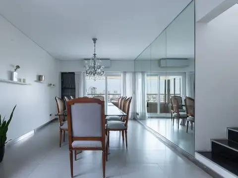 Departamento en Venta con 2 cocheras