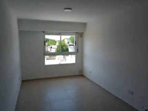 2 DORMITORIOS.