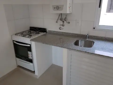 Departamento en Alquiler en Jorge Cura, $ 580.000