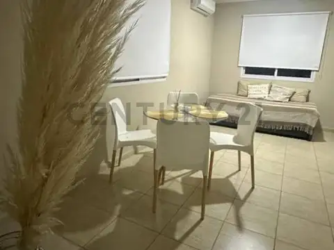 Casa 2 ambientes con 1 baño