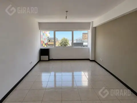 Oficina en venta, zona La Perla, Mar del Plata