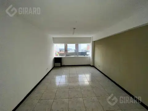 Oficina 2 ambientes con 1 baño