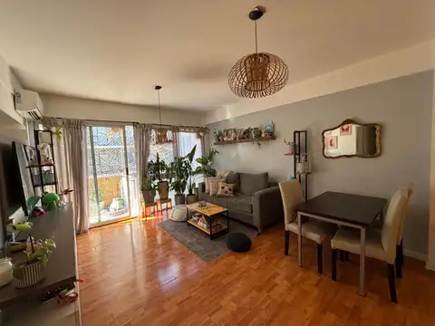 2 AMBIENTES CON BALCON MODERNO AMPLIO Y LUMINOSO