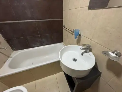 Departamento 2 ambientes con 1 baño