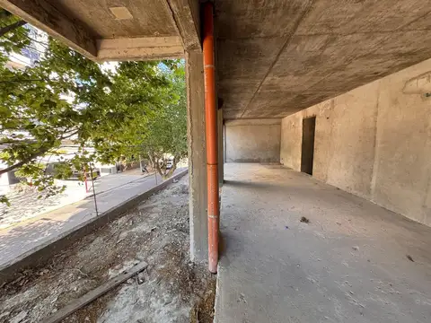 Local en Alquiler en Lanus Este, $ 2.600.000