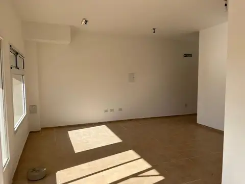 Local en Alquiler en Maipu, $ 700.000