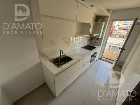 Departamento 4 ambientes con 2 baños