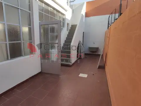 Departamento en Alquiler en Billinghurst, $ 450.000