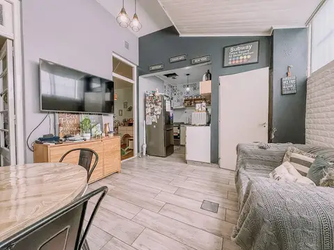 Depto Tipo Casa en Venta de 3 ambientes