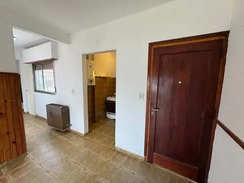 Depto Tipo Casa 3 ambientes con 1 baño