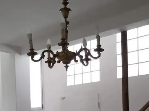 Oficina Monoambiente con 4 baños