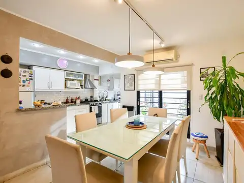 Dúplex en venta La Plata, dos dormitorios.