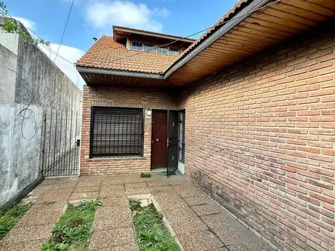 Casa en Venta con 1 cochera