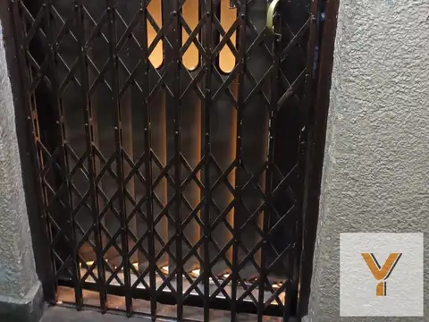 Cochera en venta - 18Mts2 - Recoleta