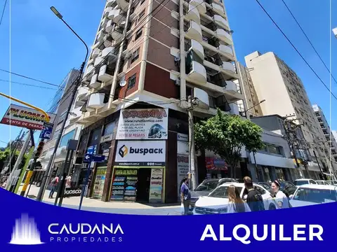 Departamento tres ambientes en alquiler en Ramos Mejia