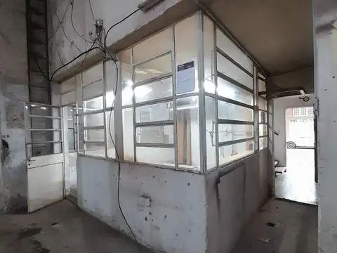 Galpón Buenos Aires  3886 (acceso por dos calles)