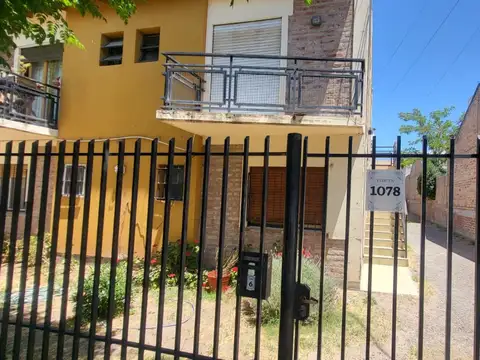 Alquiler Monoambiente 30m2 c/ balcón y cochera desc, Santa Genoveva, Neuquen