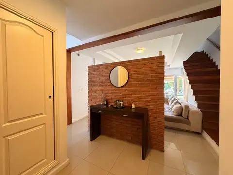 Casa en Venta en Las Orquideas, USD 249.000