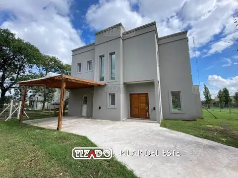 Casa en Venta en Santa Guadalupe – Pilar del Este | 3 Dormitorios | Pileta | Lote con Fondo Verde
