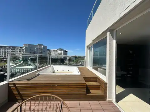 LOFTS CON VISTA A LA BAHIA. BALCON. HIDRO. DIVINO.