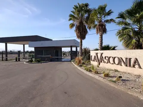 Lote en cuotas en Bº privado "La Vasconia",
