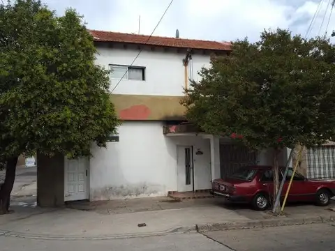 2 CASAS EN 2 PLANTAS- CASEROS *apto credito*