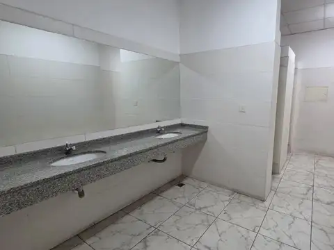 Avenida Rivadavia 1200